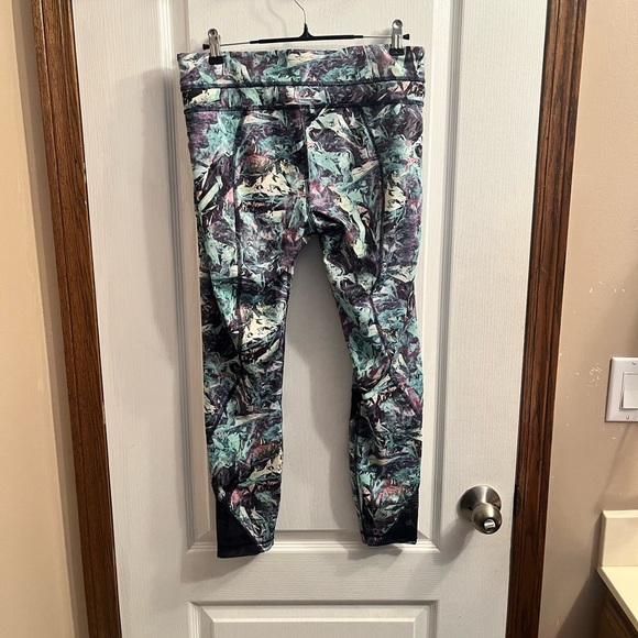 Lululemon Inspire Tight II *Full-On Luxtreme (Mesh) Size 8 - Picture 6 of 9